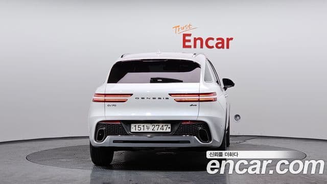 Genesis GV70, 2021 4