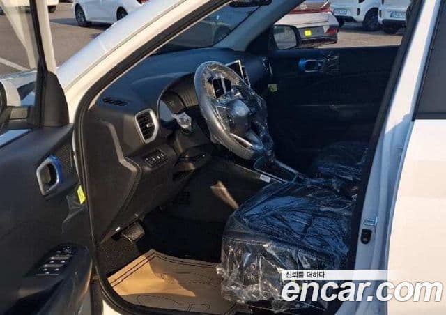 Hyundai Venue Premium, 2026 4
