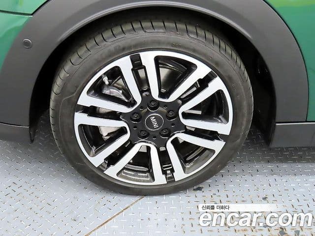 Mini Cooper S 3세대, 2024 20