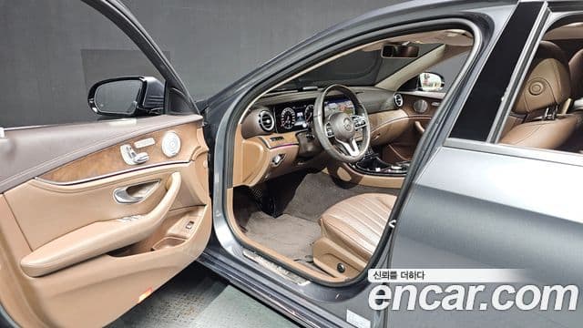 Mercedes-Benz E-класс W213 Exclusive, 2019 10