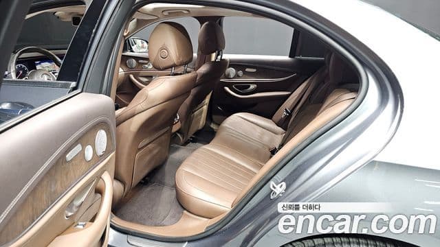Mercedes-Benz E-класс W213 Exclusive, 2019 12