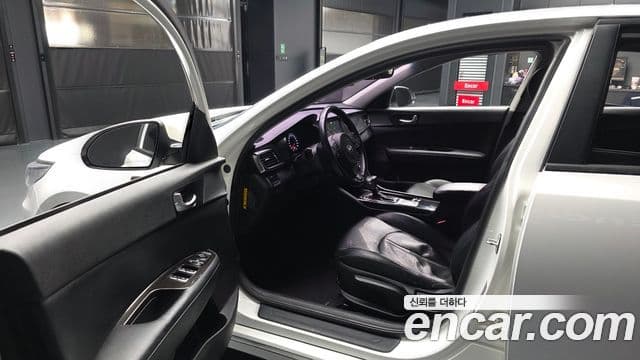 Kia K5 2세대 Luxury, 2016 10