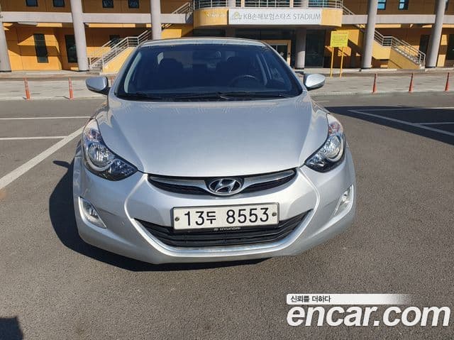Hyundai Avante MD Premier, 2012 1
