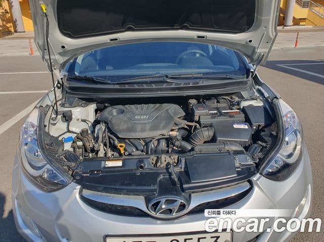 Hyundai Avante MD Premier, 2012 8