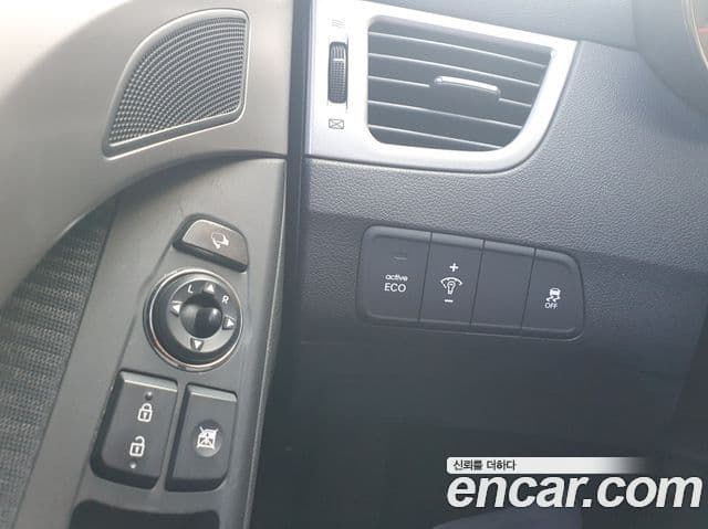 Hyundai Avante MD Premier, 2012 13