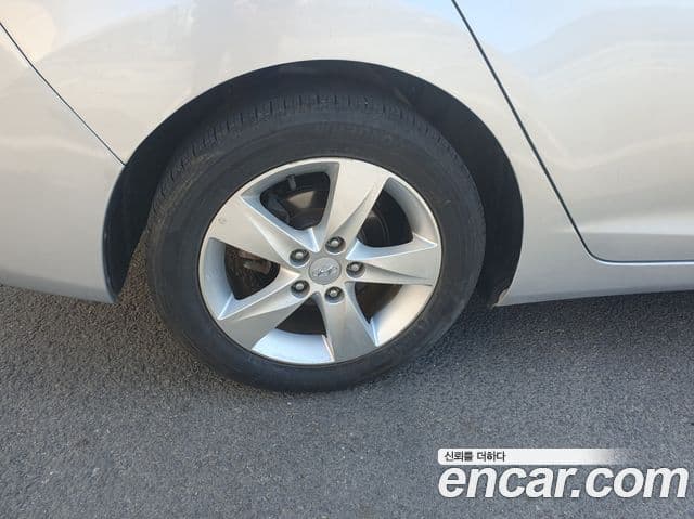 Hyundai Avante MD Premier, 2012 19