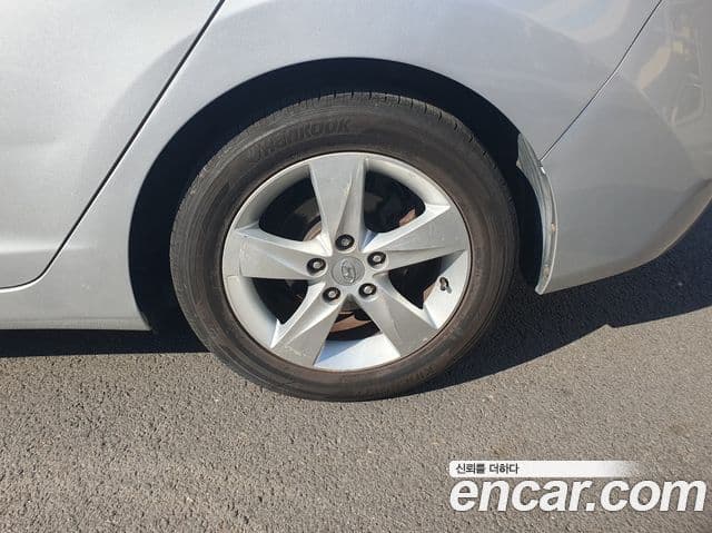 Hyundai Avante MD Premier, 2012 20