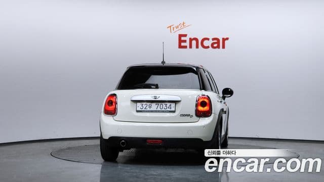 Mini Cooper D 3세대, 2015 4