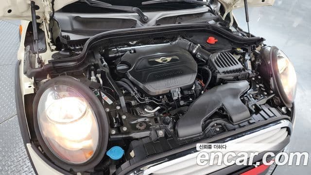 Mini Cooper D 3세대, 2015 6