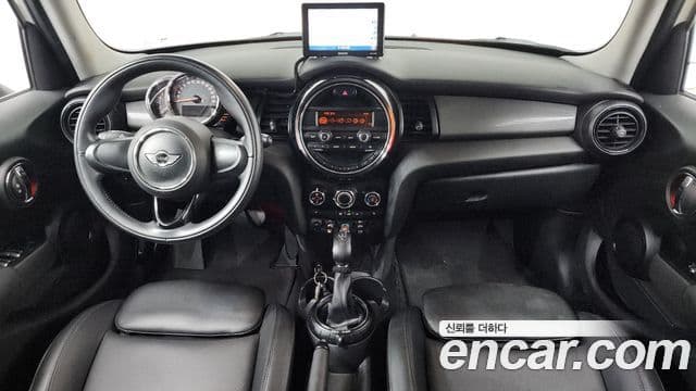 Mini Cooper D 3세대, 2015 7