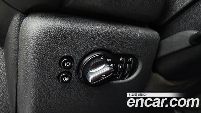 Mini Cooper D 3세대, 2015 14