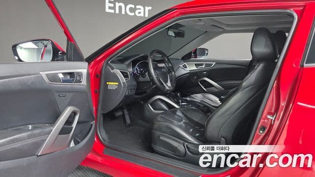 Hyundai Veloster Unique, 2012 12