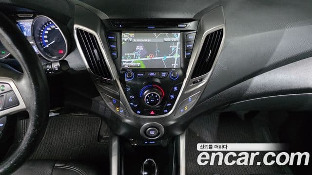 Hyundai Veloster Unique, 2012 15