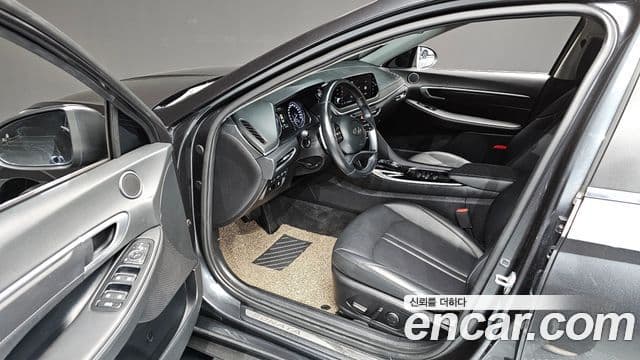 Hyundai Sonata гибрид (DN8) Premium Plus, 2022 10