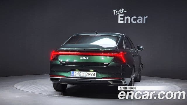 Kia K8 гибрид Signature, 2022 4