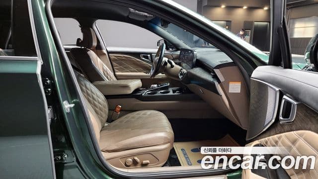 Kia K8 гибрид Signature, 2022 10