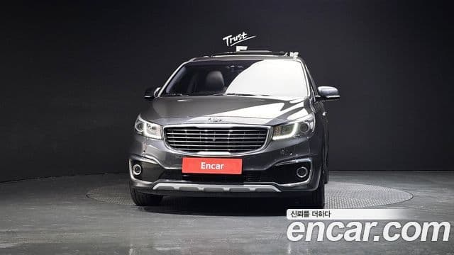 Kia All New Carnival Noblesse, 2018 3