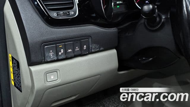 Kia All New Carnival Noblesse, 2018 16