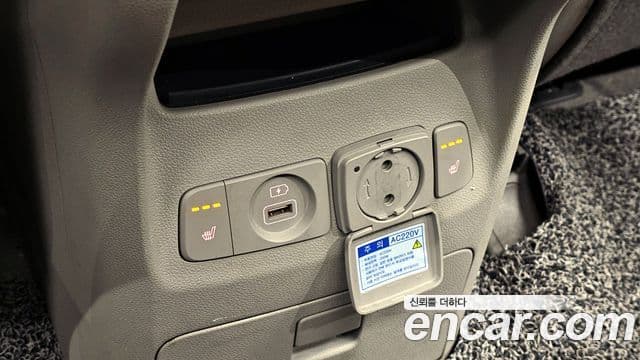 Kia All New Carnival Noblesse, 2018 17