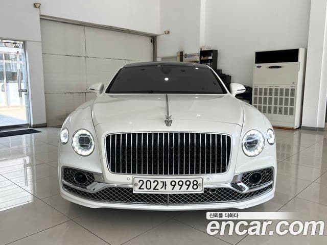 Bentley Flying Spur 3세대, 2022 3
