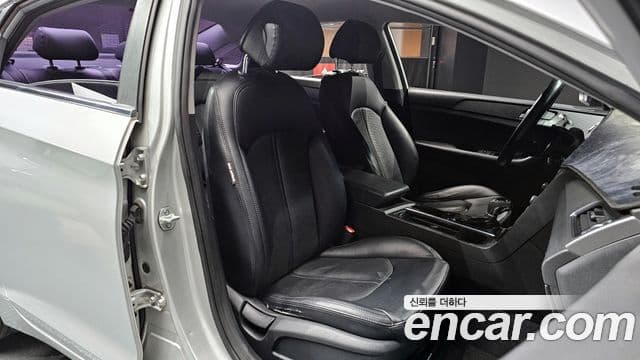 Hyundai LF Sonata Style, 2015 10