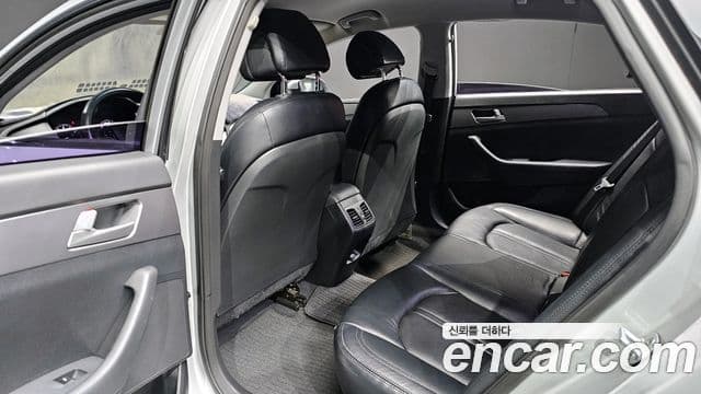 Hyundai LF Sonata Style, 2015 12