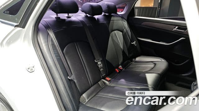 Hyundai LF Sonata Style, 2015 13