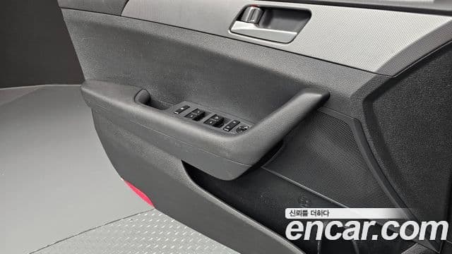 Hyundai LF Sonata Style, 2015 15