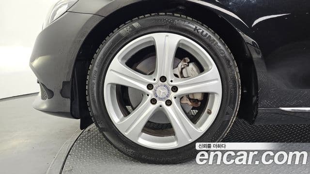 Mercedes-Benz E-класс W213 Avantgarde, 2017 все фото