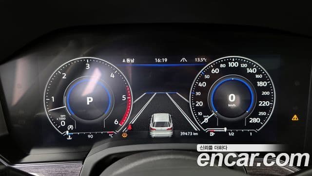 Volkswagen Touareg 3세대 Premium, 2023 8