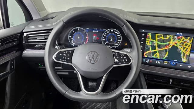Volkswagen Touareg 3세대 Premium, 2023 13