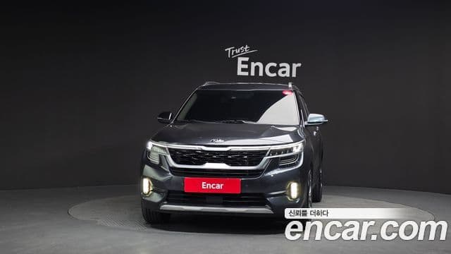 Kia Seltos Signature, 2022 3
