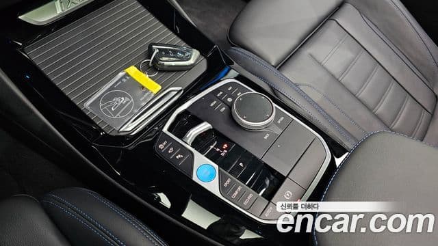 BMW iX3 M Sport, 2024 9