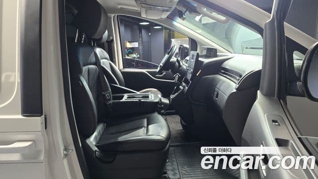 Hyundai Staria Modern, 2022 11