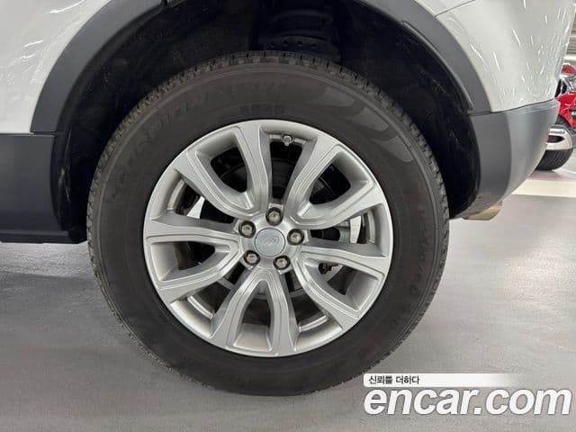 Land Rover Range Rover Evoque 2.0 TD4 SE, 2018 все фото