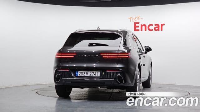 Genesis GV70, 2023 4