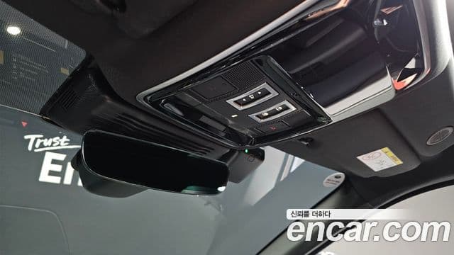 Land Rover Range Rover Velar 2.0 P400E Dynamic SE, 2024 14