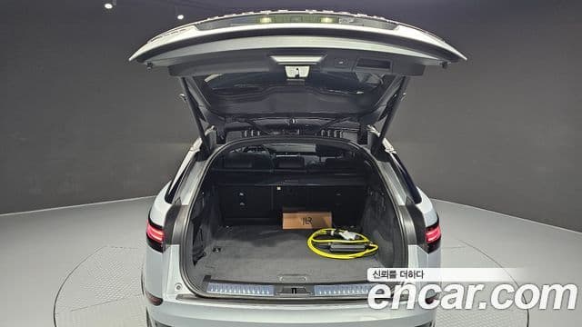 Land Rover Range Rover Velar 2.0 P400E Dynamic SE, 2024 20