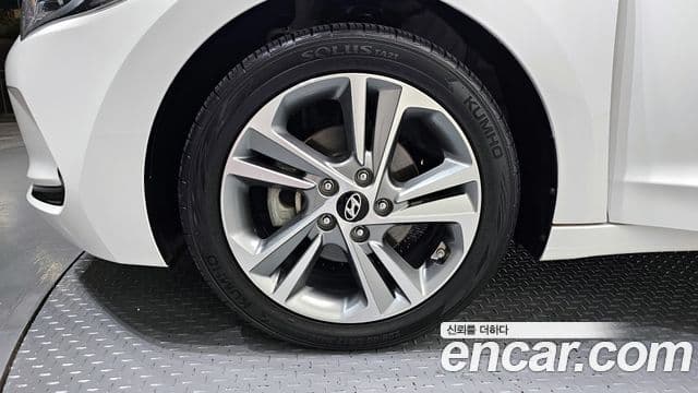 Hyundai Avante AD 1.6 GDI Value Plus, 2017 все фото