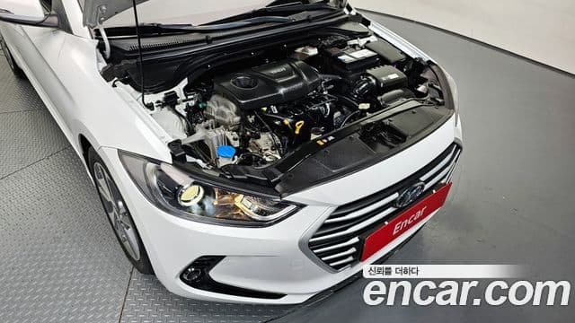 Hyundai Avante AD 1.6 GDI Value Plus, 2017 6