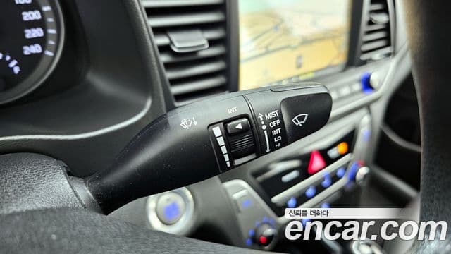 Hyundai Avante AD 1.6 GDI Value Plus, 2017 19