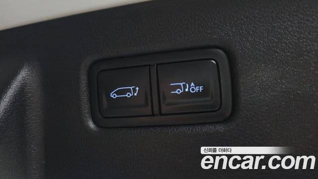 Hyundai Staria Modern, 2025 18