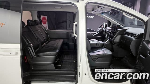 Hyundai Staria Modern, 2025 20