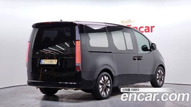 Hyundai Staria Inspiration, 2023 2