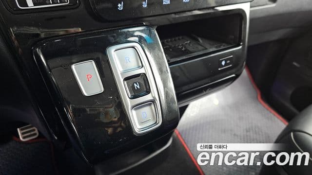 Hyundai Staria Inspiration, 2023 9