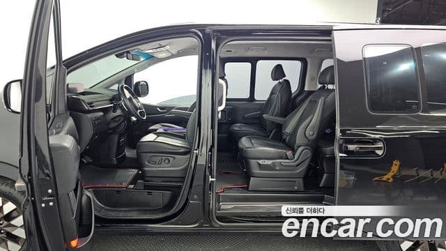 Hyundai Staria Inspiration, 2023 10