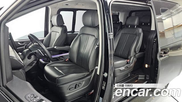 Hyundai Staria Inspiration, 2023 12