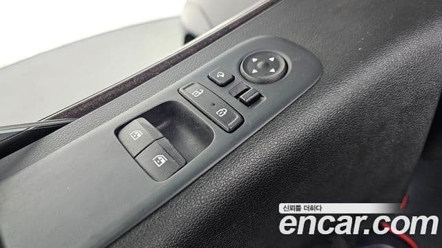 Hyundai Staria Inspiration, 2023 18