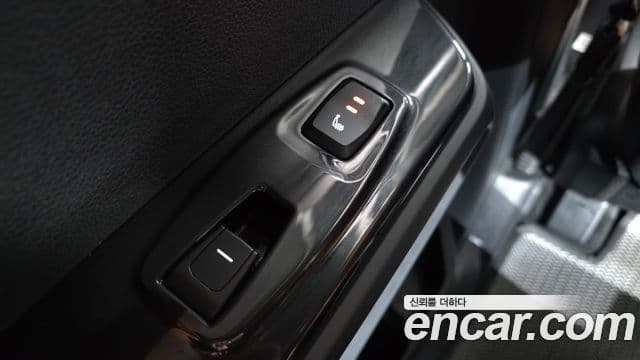 KG모빌리티(SsangYong) Torres T7, 2023 18