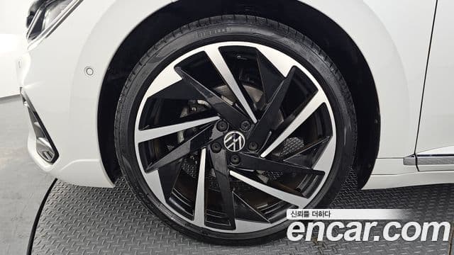 Volkswagen 아테온 2.0 TDI R-LINE 4모션, 2023 все фото